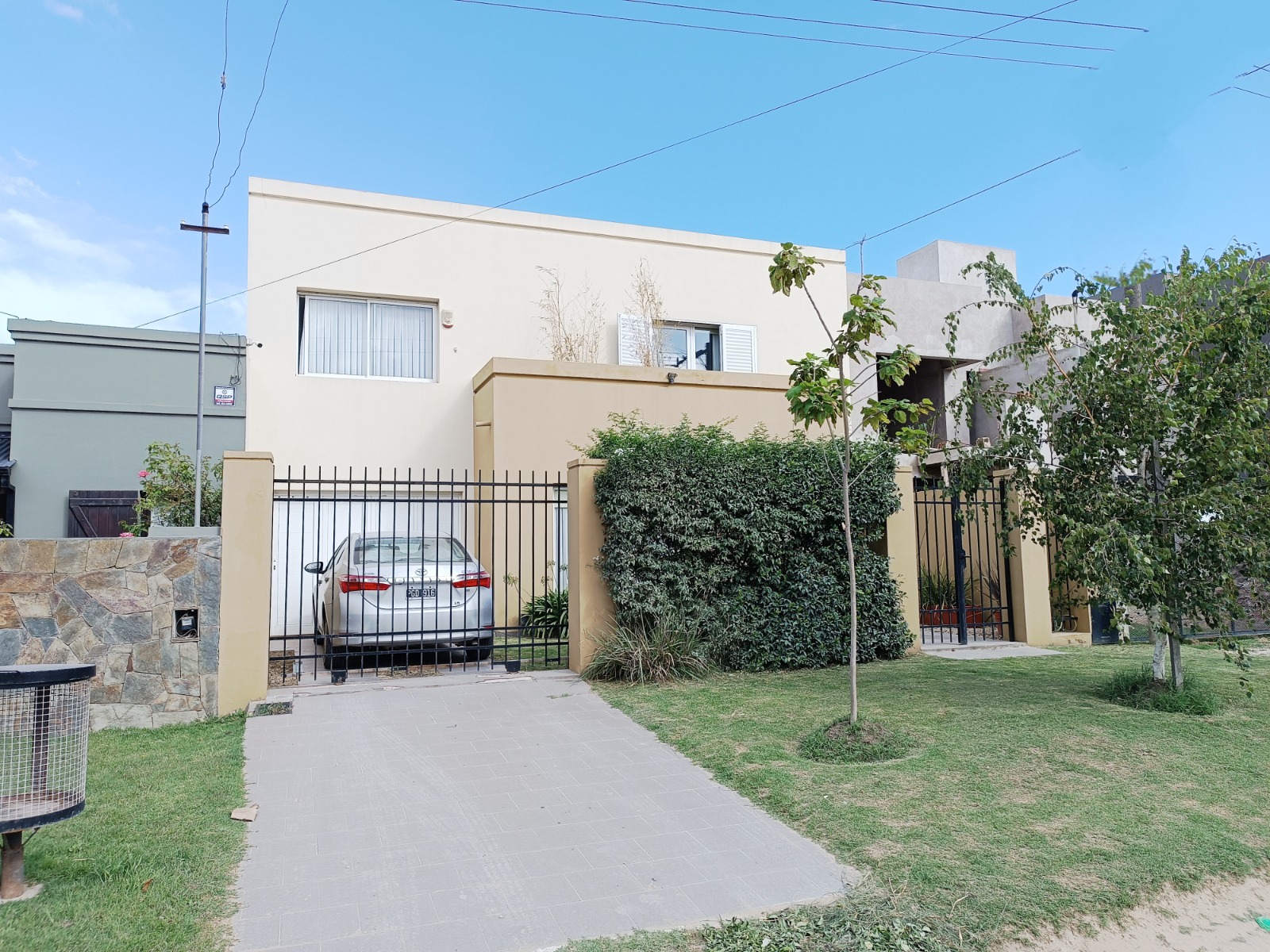 Excelente Casa en el Parque